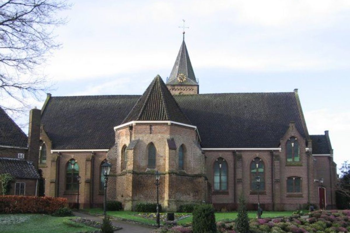 Gevelrestauratie Hervormde Kerk in IJsselmuiden