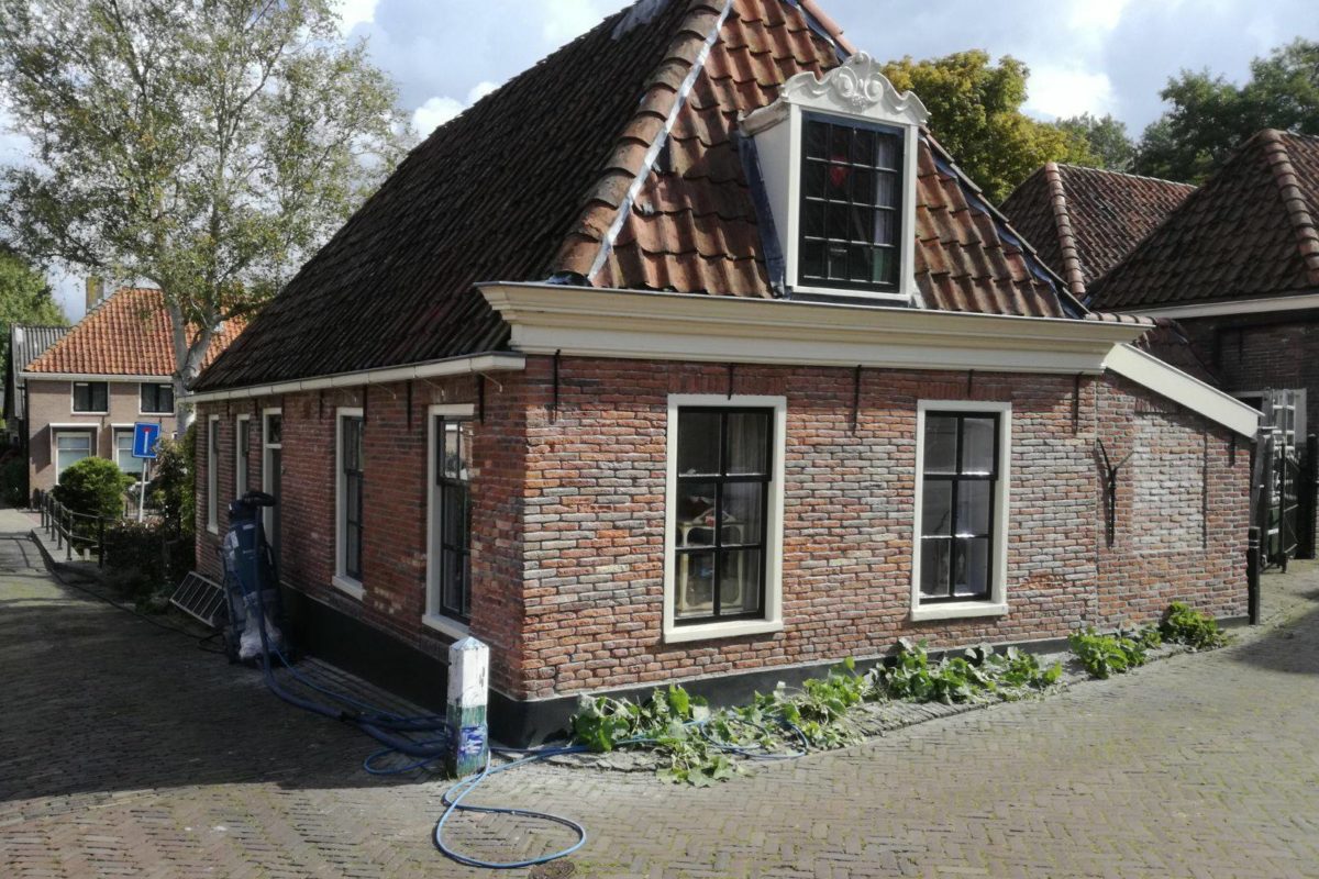 Gevelrestauratie woning in Blokzijl